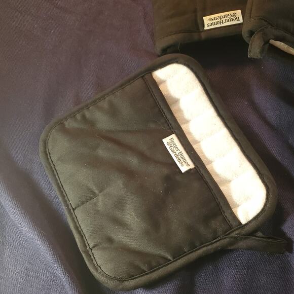 Better Home Gardens -Oven Mitts (bundle of 4) - Picture 6 of 6